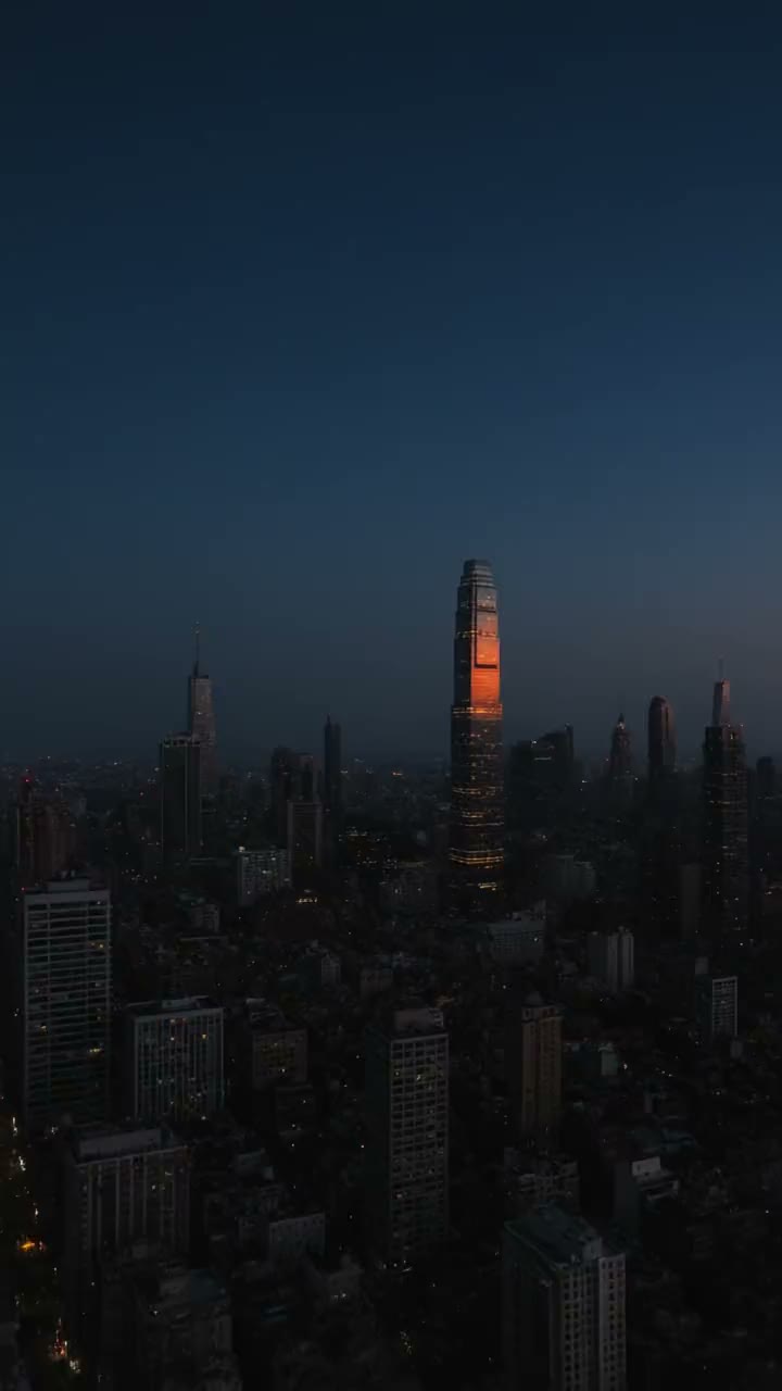 Melbourne skyline at dusk